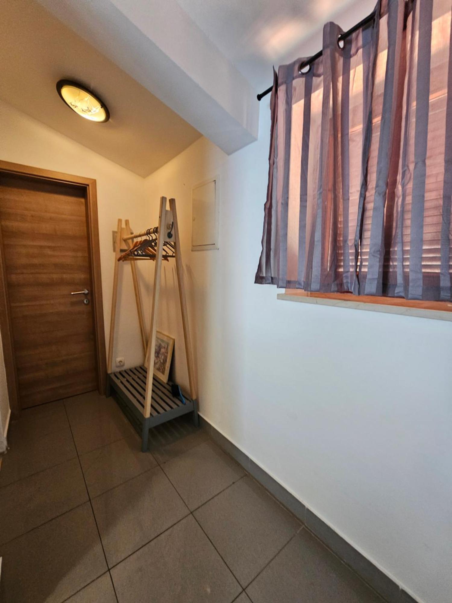 Apartman Sea View ヴァンタシチ エクステリア 写真
