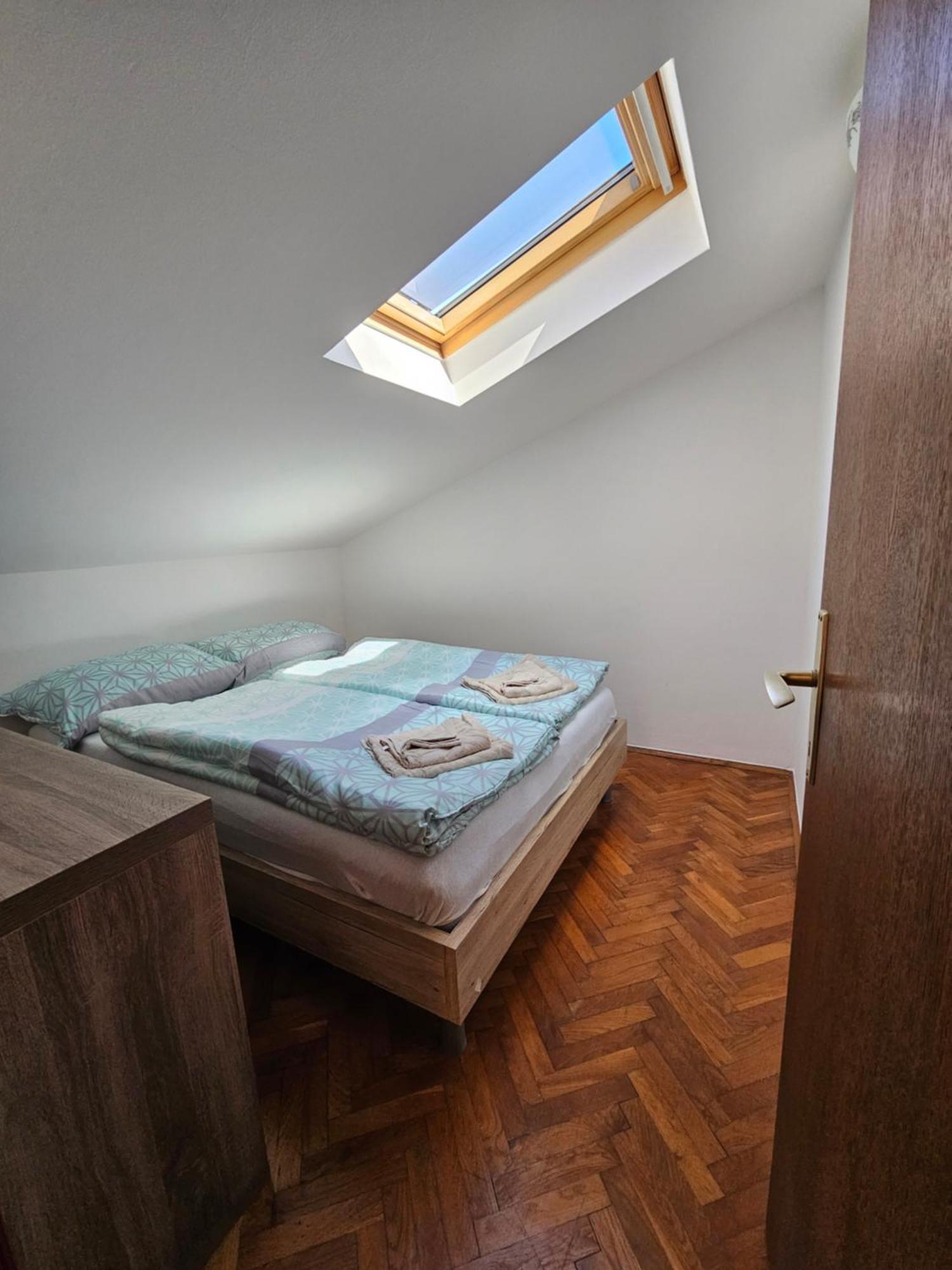 Apartman Sea View ヴァンタシチ エクステリア 写真