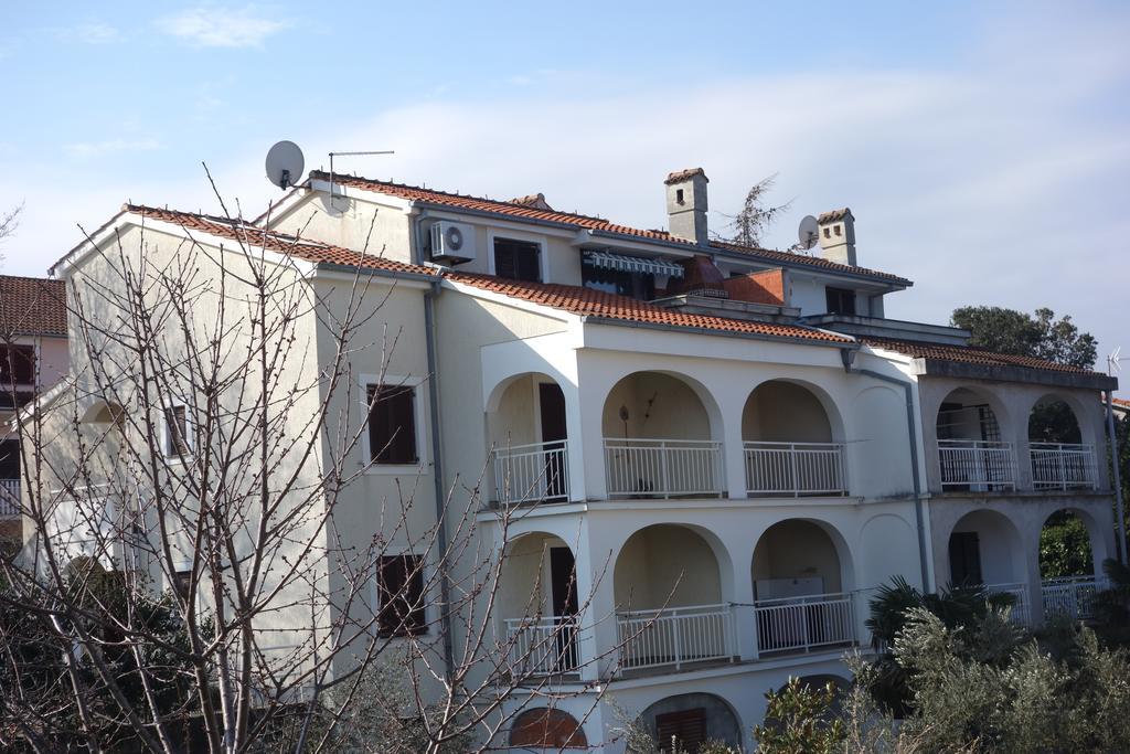 Apartman Sea View ヴァンタシチ エクステリア 写真