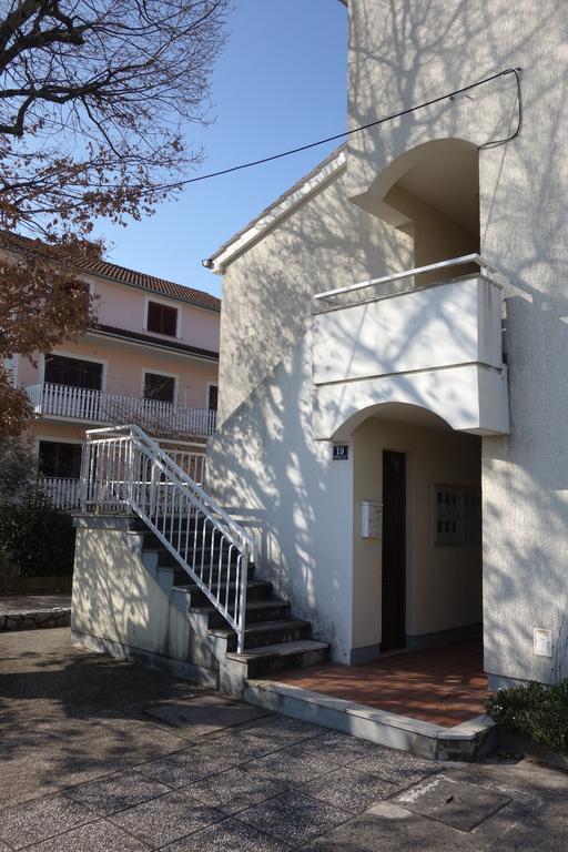 Apartman Sea View ヴァンタシチ エクステリア 写真
